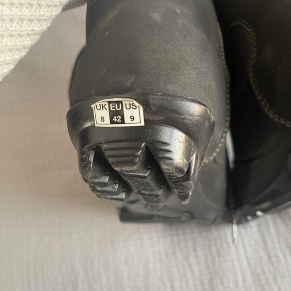 Rossignol X1 Cross Country Ski Boots - Men's Size 9 / Women's 10 - Picture 6 of 9